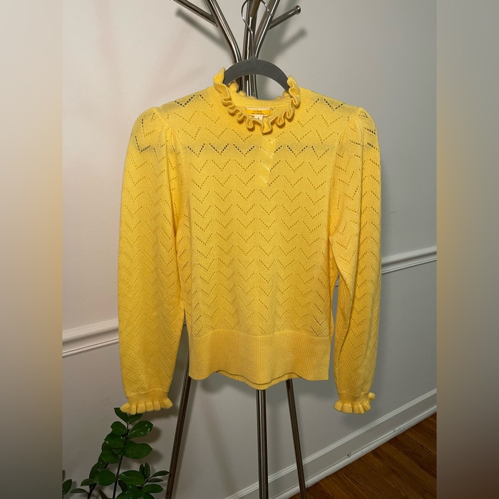 Jcrew 100% cashmere sweater Size Small